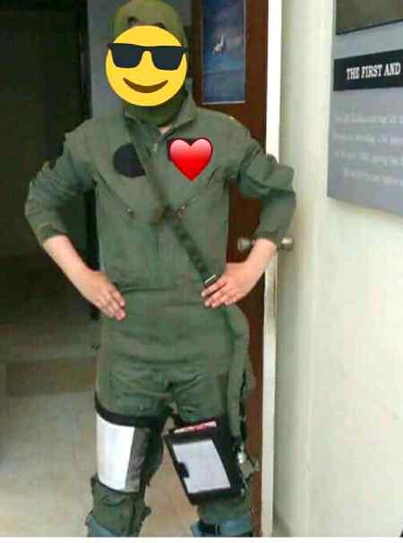 لوگ کہتے ہیں ہم لیتے ہیں معاوضہ
بھلا بتاؤ لہو بھی کہیں بکتا ہے کیا؟