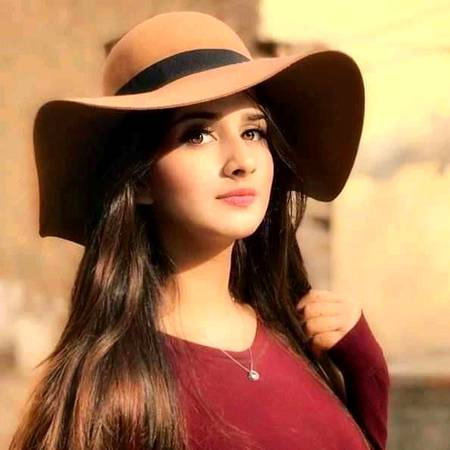 Alishba anjum...