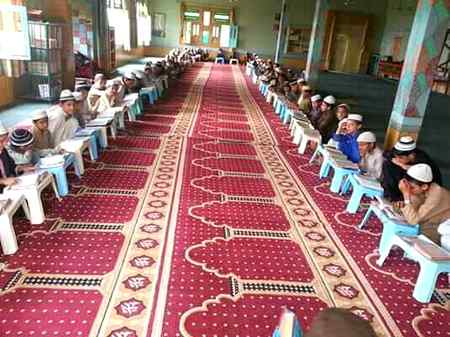 My madrassa's class....
قرآن سیکھو اور سکھاو