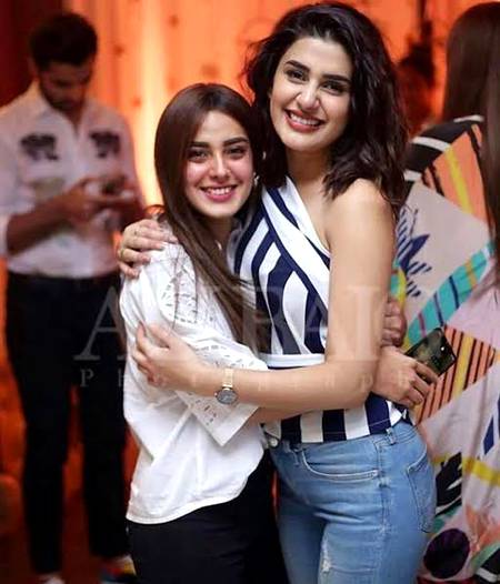 Iqra Aziz and kubra khan...