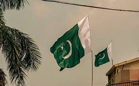 کرم ہو ارض پاکستان 🇵🇰 پر یا رحمت العالمین 
  💞سلامی دے رہا ہے سبز پرچم یا رسول اللّٰه ﷺ