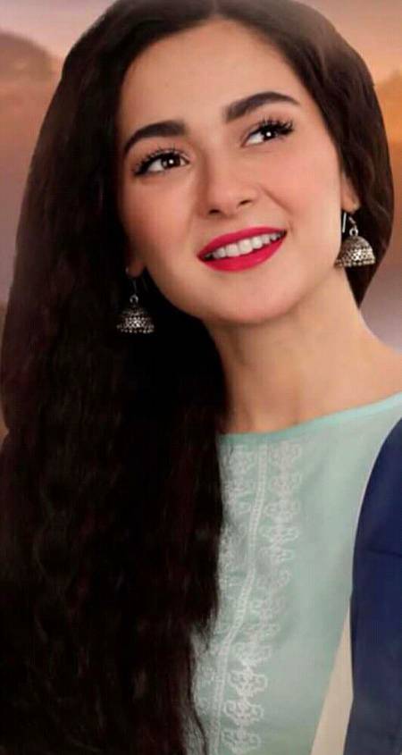 Hania Amir