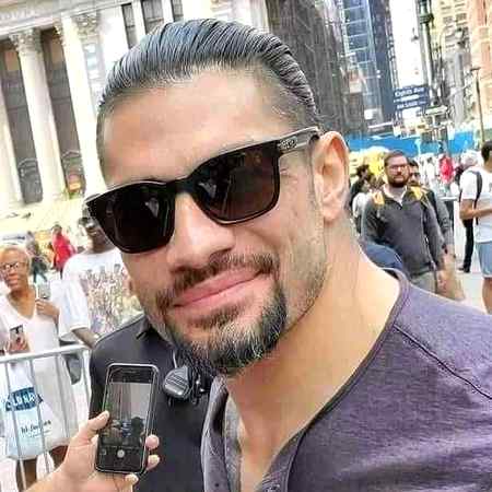 New selfie upload by Reigns 💔🙏❤🕷