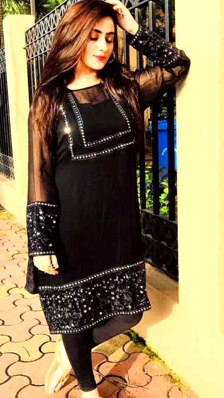 ہم یہ کب کہتے ہیں کہ کوئی تیرے لیئے دعا نہ مانگے

ہم تو اس بات سے ڈرتے ہیں کہ کوئی دعا میں تجھے نہ
 مانگلے ... ❤❤