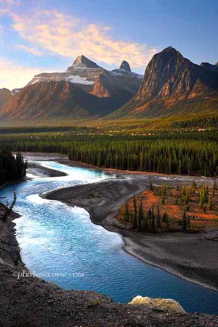 Sunwapta river,Alberta Canada