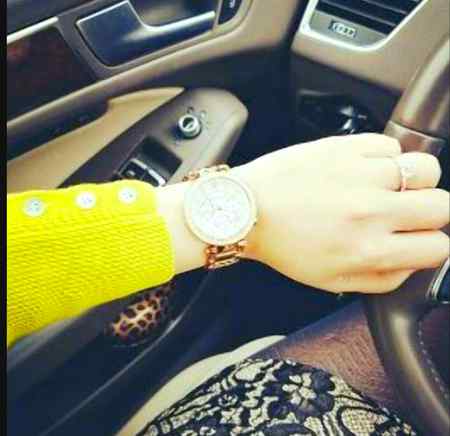 تراش لیا خود کو اس ادا سے بھاڑ میں جاۓ دنیا میری بلا سے .g5
Nimmi_ch