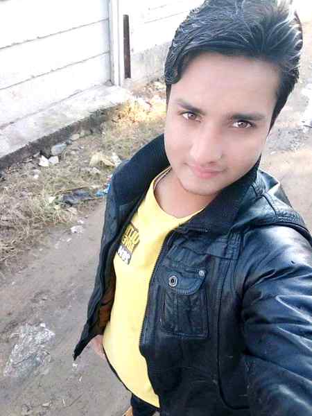 اِک تم ہی ہو___جو دل میں سما گے ہو::❤❤ورنہ کوششں_تو ہزاروں نےکی تھی😍❤ 
 😚🎈🎉