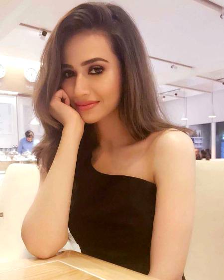 Sana javeed 🔥 like 🔥