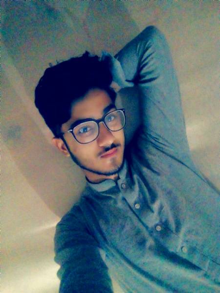 AB THO HAR BAATH PAR MEIN RAZI HO
JANY YE KON MARGAYA MUJ MEIN
😑😑😑