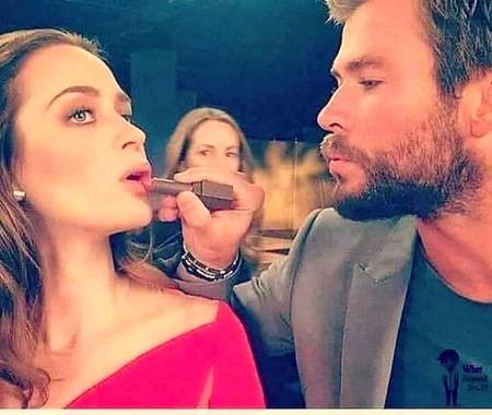 Seeny Se Lagao Gi To A Jata Hn Ankh Milany Nai Ao ga😘😘🌹🌹👈👈🙈🙈😓