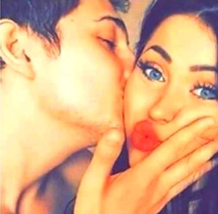 ❤مجھے تم دل پہ لکھ لیتے اگر تقدیر سے پہلے ❤.❤ جھلکتا عشق رنگوں سے ہر اک تصویر سے پہلے ❤ - H∆mzıı.. 🤹♂️�
