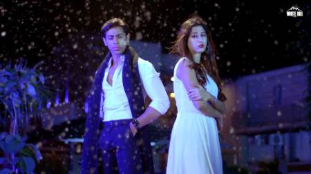 Humaasha esa hi rahy happy