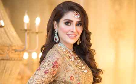 ayeza.khan..