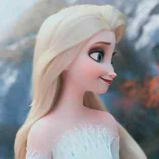 Beautiful queen 👑