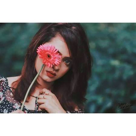 روح پیاسی کہاں سے آتی ہے😔😔
یہ اداسی کہاں سے آتی ہے😢😢