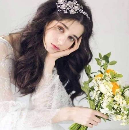 اور میں نے اس سے وقت کے سوا کبھی کچھ نہیں چاہا 😊😊⁦✌️⁩
اور وہ بھی بھیک کی طرح دیا اس نے 😇😇