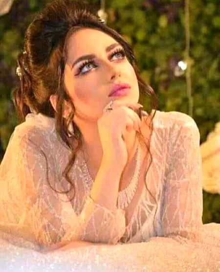 کاش کوئی تو ایسا ہوتا۔۔۔۔۔🥀🔥

جو ہمارے بنا نہ رہ سکتا۔۔۔۔۔۔🔥🥀