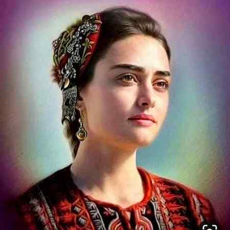 پھول کھلتے ہوۓ بہت دیکھے ہیں
ہاۓ اسکی ہنسی لیکن