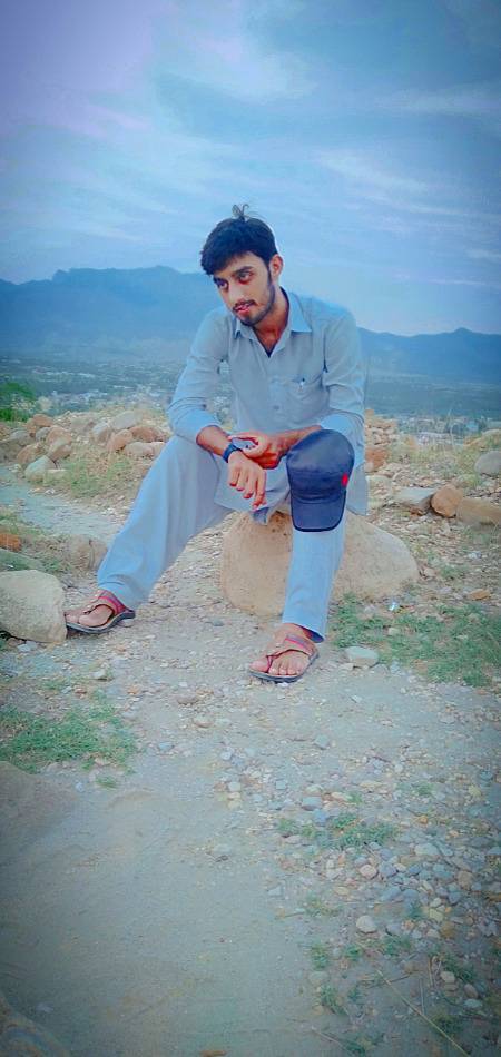 Mujse to nafrt h muhabbat usk sath kr lena🙂bad me pachtao aisy na halat kr lena 🙏r m janta hu teri pasnd ka khilona m hu🤗num wahi rakhunga jb marxi yad kr lena💔💯