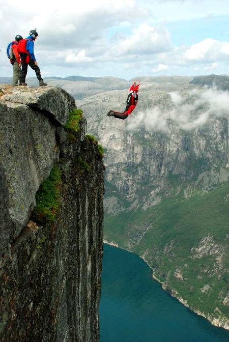 Base jumping 🔥🔥