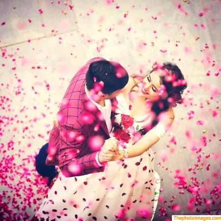 🌹🌹
درد کی شام ہو یا سکھ کا سویرا ہو
سب کچھ قبول ہے اگر ساتھ اک تیرا ہو
❤️❤
