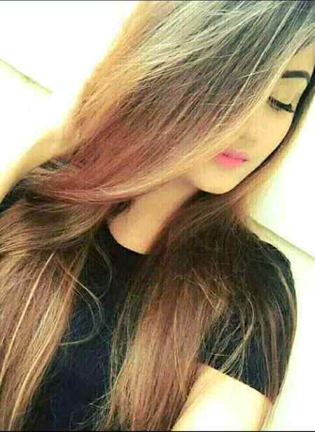 تنہا ہوں اِس لیے بھی کہ چاہے گا کون یہ!
مجھ سا اداس شخص ہو اُس کے نصیب میں!!

شوزب حکیم🔥