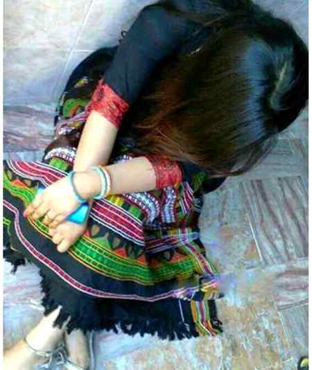باندھ کر میرے بازو پہ تعویز نظر کا۔۔خد ہم پر وہ نظریں جمائے بیٹھے ہیں۔۔💟💟