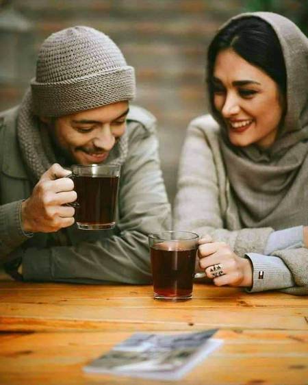 بچھڑنے والوں نے آپس میں دوستی کر لی
یہ پہلی بار محبت میں  کچھ نیا   ہوا ہے❤