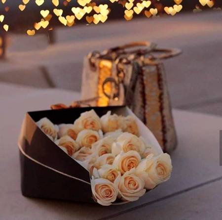 *" جہـاں بـاتیــں ڪلئــیـر نـہ ڪی جائیـں•••!*
*وہـاں بـدگمـانیـاں پیـدا ہـو جـاتی ہیــں•••!* 
*اور بــاتیـں انسـان صـرفـــ وہـاں ڪلئـیر*
 *ڪرتا ہـــے جہاں تعلق رڪھنـا ہـو •••!*