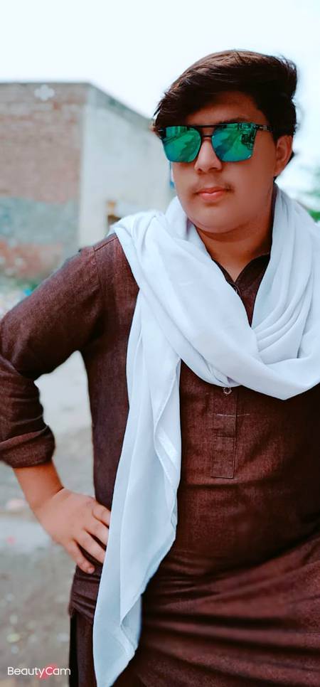 مایوس ہو گیا دل اس زندگی کے سفر سے۔۔
مقصد کی محبتیں ہیں اور مطلب کی یاریاں۔۔ 💔