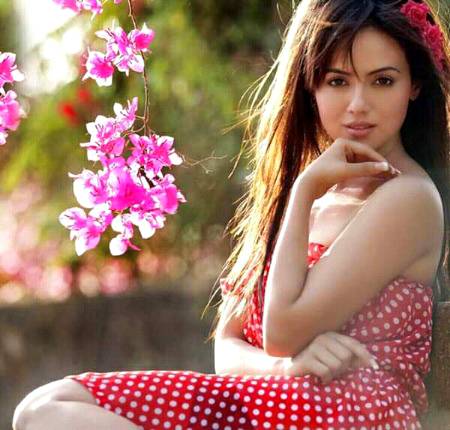 Sana Khan
