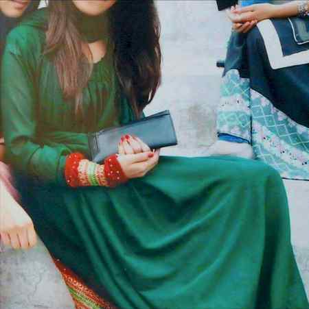 کسی کے خواب تو ہوں گے مجھ جیسے کوئی تو مجھ جیسا سوچتا ہو گا 💞💕💕