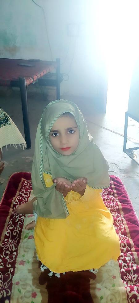 My sweet niece lovee love mashallah..