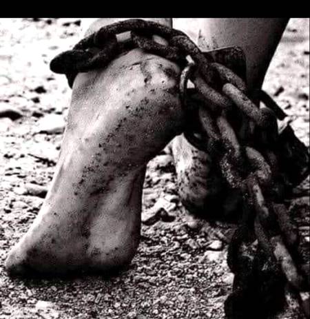 ھے شوق سفر ایسا کہ ایک مدت سے ہم نے
منزل بھی نہیں پائی، راستہ بھی نہیں بدلا