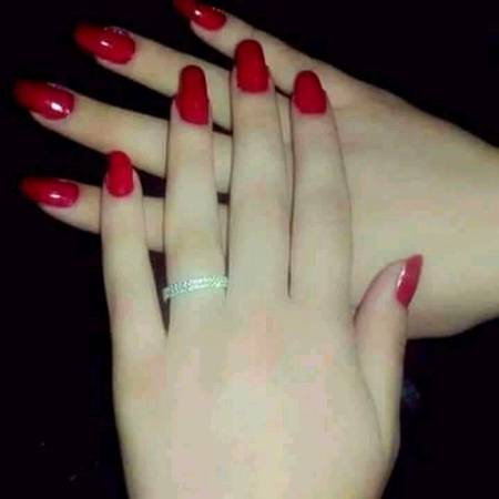 دیکھو ہم نے  رب سے کیا مانگا ہے😇💑😍

اپنے ہاتھوں میں تمھارا ہاتھ مانگا ہے😍😘
