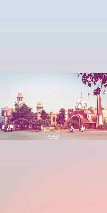 عجیب سرور دیتی ہے تیرے شہر کی ہوا

تیرا محلہ سلامت ۔میں تیرے ملتان کے صدقے❤️