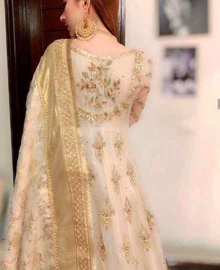 وہ خود آئیں گے راستے میں 🔥
مرشد 👌. 
ھم زندگی کو ایسا موڑ دیں گے💝