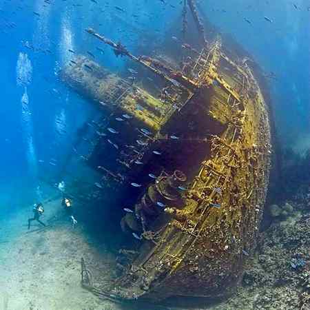 Mujhy toh titanic lagta ap logo ka kia hal khyal hai