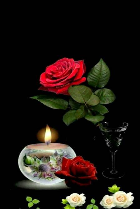 *خدا کی ذات پہ ہم کو یقین ہے ورنہ...!!*




*دئیے جلاکے ہواؤں میں کون رکھتا ہے