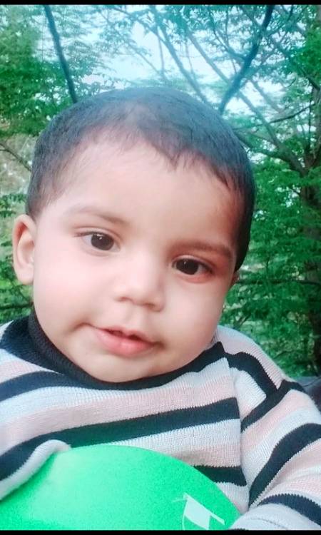 ALI RAZA 😚😚