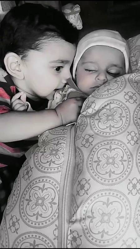 Ardaas and meri shoni "Haya". Real cousins to each other.