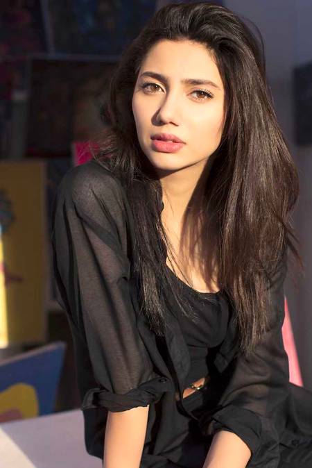 Mihra khan 🔥🔥 Black dress🔥🔥 like