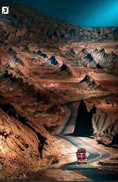 Awesome view of mountain balochBaloc Pakistan ...❤️👍🏻