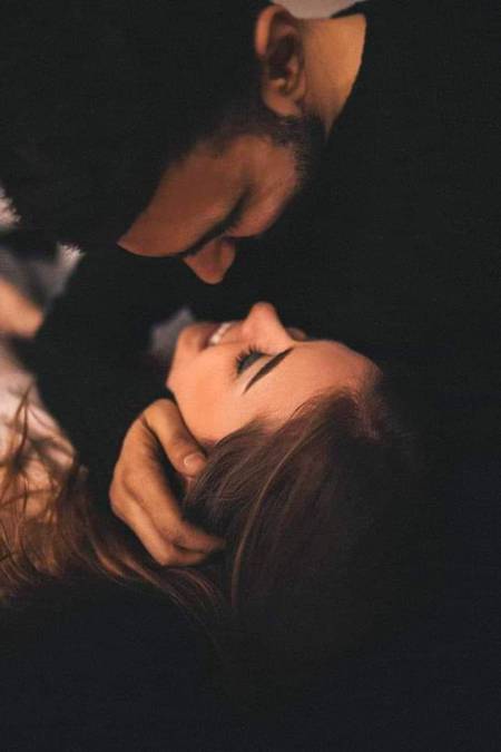 ھم پارسا ھیں پھر بھی ، تیرے دستِ ناز سے
مِل جائے کوئی جام ، تو انکار بھی نہیں💕M@hi💕