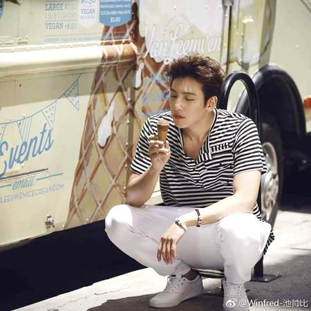 "-🔥🌿🐾🥀

"-مجھ سے باتیں کر کے دیکھو ۔۔
میں باتوں میں ۔۔۔۔آ جاتا ہوں-"🙃✌️

🎗️"-Saad writz-"🎗️