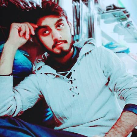 یہ بھی ممکن ہے کہ ہر سانس سزا ہو جائے
 ہو بھی سکتا ہے جدائی میں سنور جاؤں میں 💔