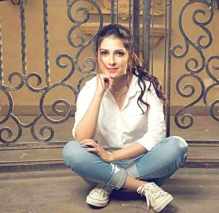 Ayeza Khan