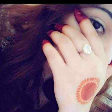 ضدی ہوں۔....
مگر۔...؟
جو تم پکارو۔..تو۔....
جان حاضر۔۔۔
اناءمسترد۔..
غرورمسمار۔۔۔
راہ ہموار۔..
سماعت واجب۔۔۔
قدم یکساں۔..
تیری جانب۔