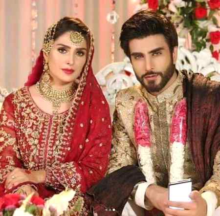 Muhabtten izat hoti hn. ... 👈..nseb se milti h oqat se nhi. ..💝