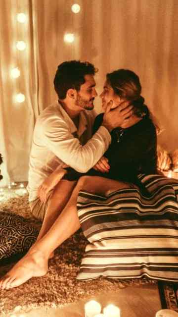 یہ عید تو پھر لوٹ کر آگئی مگر وہ کب لوٹے گے جو بجھڑ گئے مجھ سے